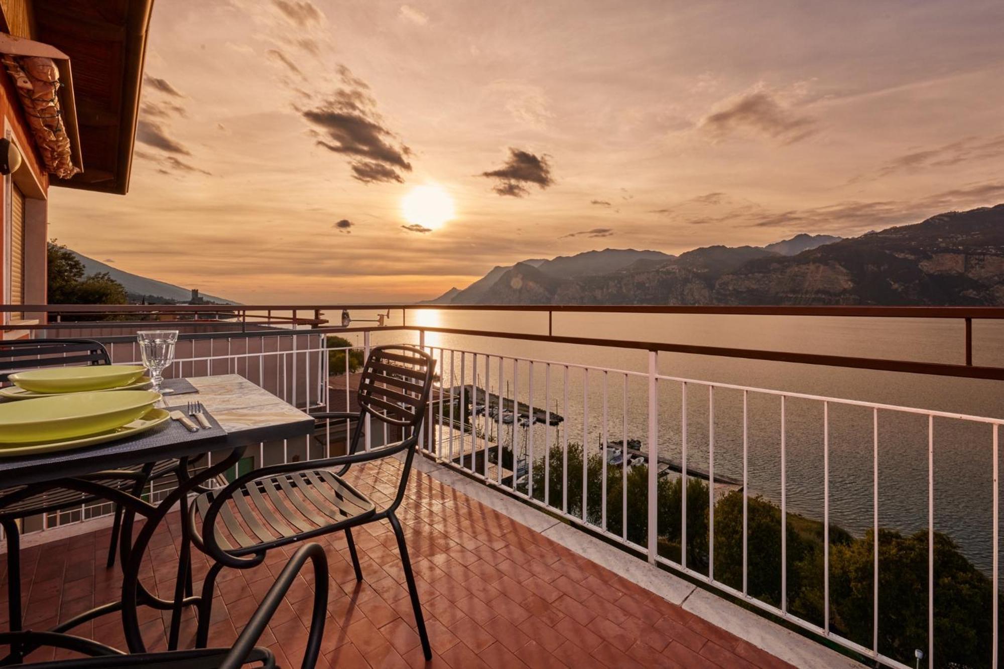 Lake View Luca Apartment 马尔切西内 外观 照片