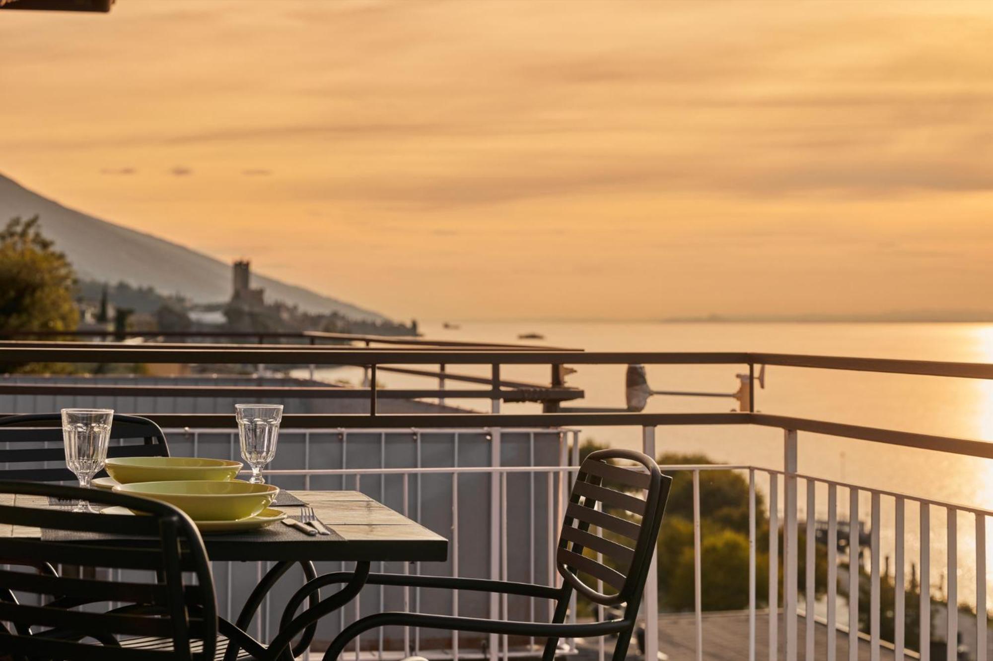 Lake View Luca Apartment 马尔切西内 外观 照片